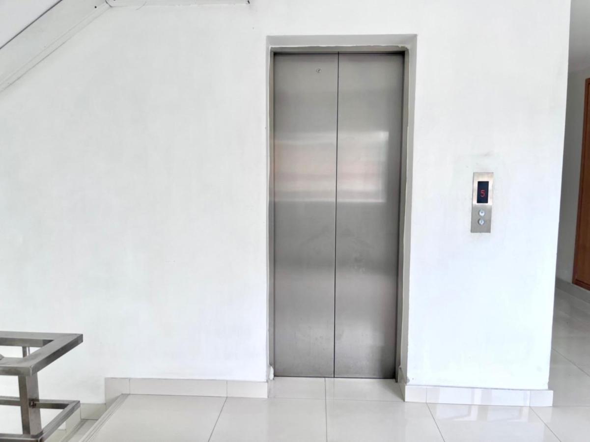בנגקוק 8 Residence מראה חיצוני תמונה